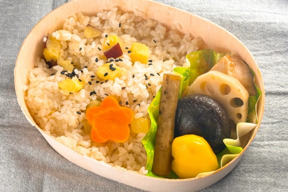 茨城の芋ごはん弁当2 (1)